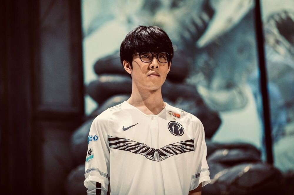 库里缺阵，勇士-不敌老鹰，巴特勒+，特雷杨++.